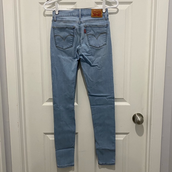 Levi’s 710 Super Skinny Jean - Picture 2 of 3